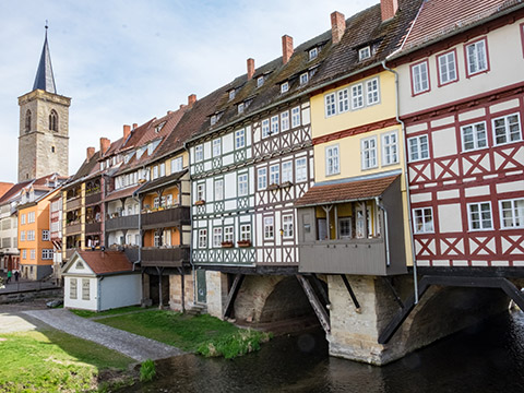 Erreichen Sie meine Physiotherapie für manuelle Therapie und OMT innerhalb weniger Minuten in Erfurt.