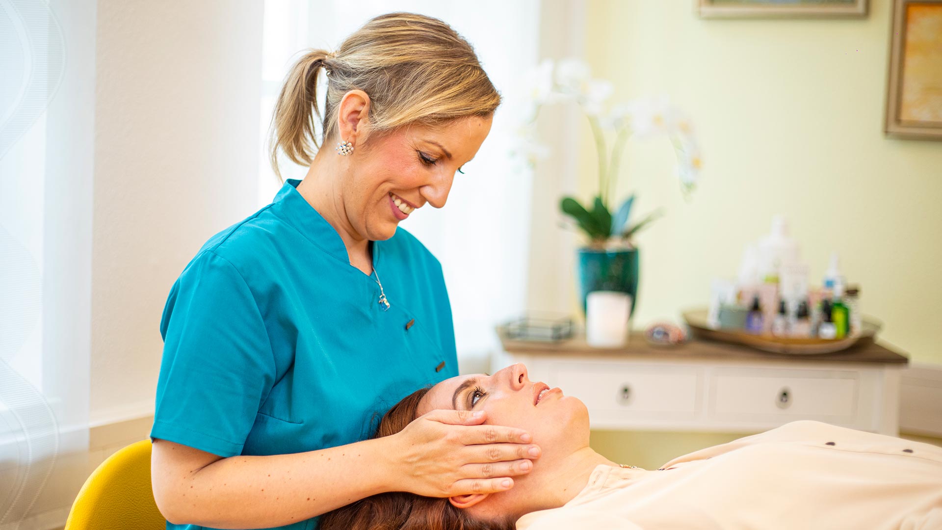 Physiotherapie Paudler aus Erfurt gegen Rückenschmerzen, Gelenkprobleme und Kieferbeschwerden.